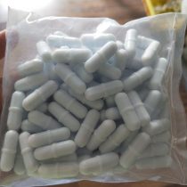 Cá từ Cá khuấy từ có vòng bụng ở giữa