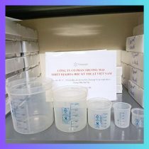 Ca nhựa không quai chia vạch xanh pp 135°C 50ml/100ml/250ml/600ml